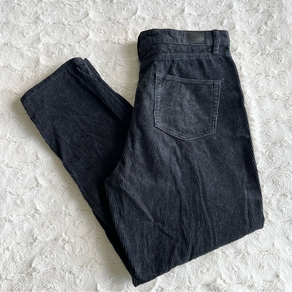 BDG Jeans Pants Womens 32 Black Corduroy Mom High Rise Pockets Tapered Solid UO